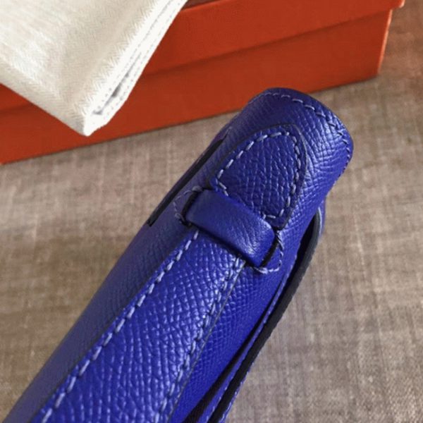 Réplique Sac à main Hermès Kelly Pochette Bleu électrique Epsom – Image 4