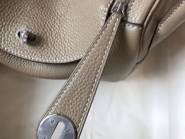 Contrefaçon Sac Lindy 26cm Hermès Gris Tourterelle – Image 5