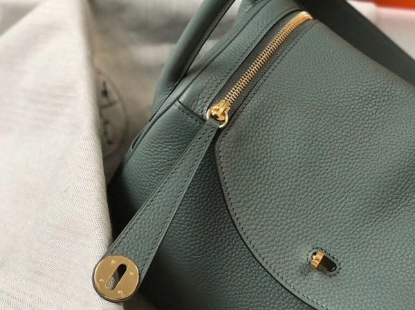 Réplique Sac Lindy 26cm Hermès Vert Amande – Image 5
