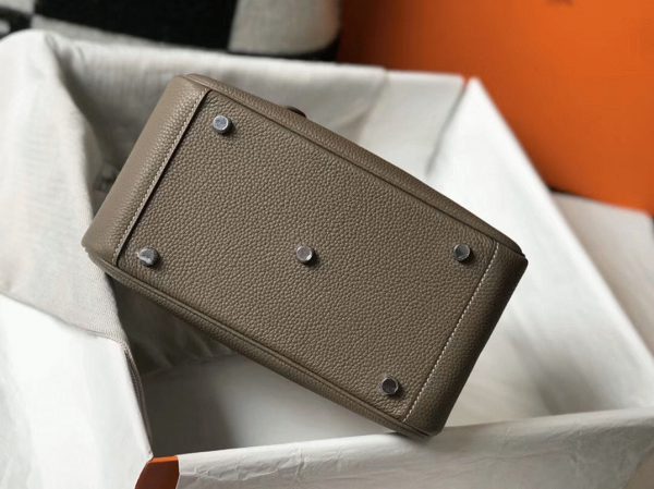 Réplique Designer Sac Lindy 26cm Hermès Gris Taupe – Image 7