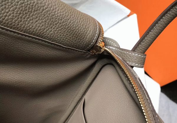 Réplique Sac Lindy 30cm Hermès Taupe – Image 3