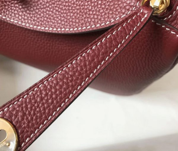 Réplique Sac Lindy 30cm Hermès Bordeaux – Image 5
