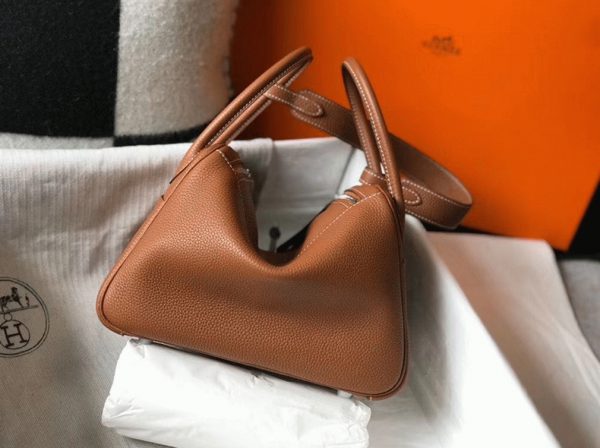 Réplique Designer Sac Lindy 30cm Hermès Or – Image 8