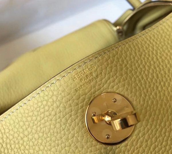 Meilleure Réplique Sac Lindy 30cm Hermès Jaune Poussin – Image 4