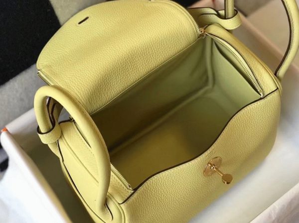 Meilleure Réplique Sac Lindy 30cm Hermès Jaune Poussin – Image 2