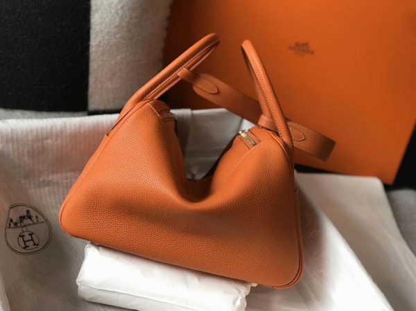 Top Réplique Sac Lindy 30cm Hermès Orange – Image 8