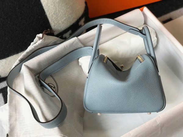 Réplique Sac Lindy Mini Hermès Bleu Lin – Image 8