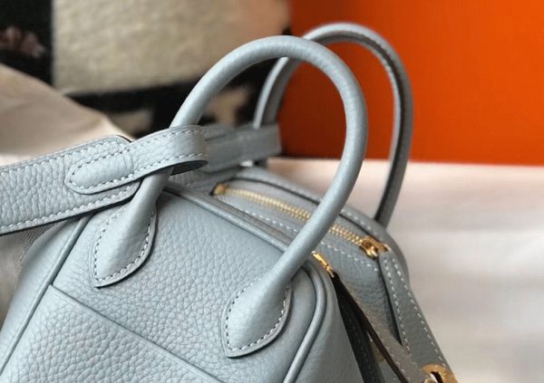 Réplique Sac Lindy Mini Hermès Bleu Lin – Image 5