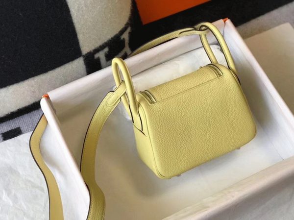Réplique Sac Lindy Mini Hermès Jaune Poussin Clémence – Image 8