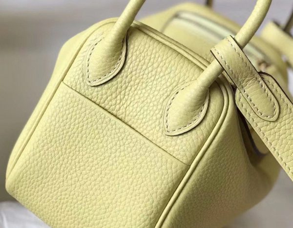 Réplique Sac Lindy Mini Hermès Jaune Poussin Clémence – Image 2
