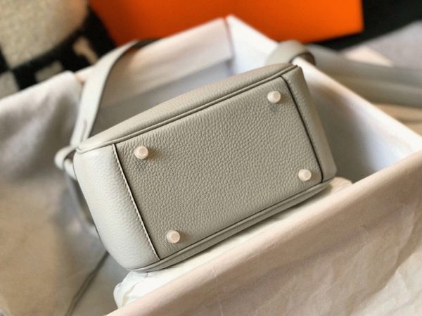 Meilleure Réplique Sac Lindy Mini Hermès Gris Perle – Image 7