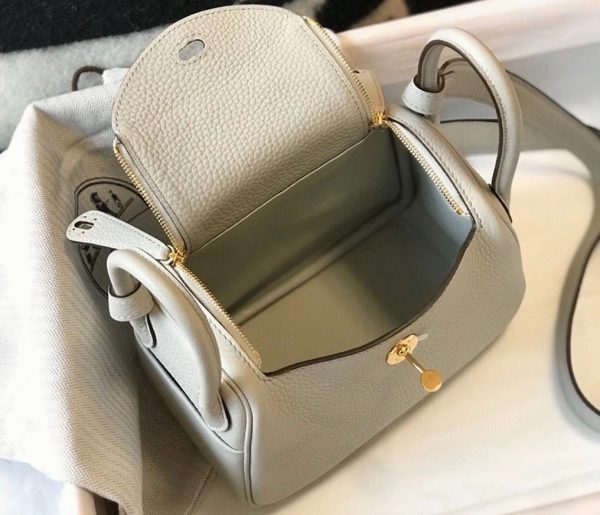 Meilleure Réplique Sac Lindy Mini Hermès Gris Perle – Image 2