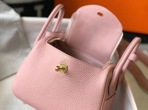 Top Réplique Sac Lindy Mini Hermès Rose – Image 8