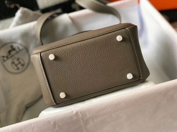 Réplique Sac Lindy Mini Hermès Taupe – Image 6