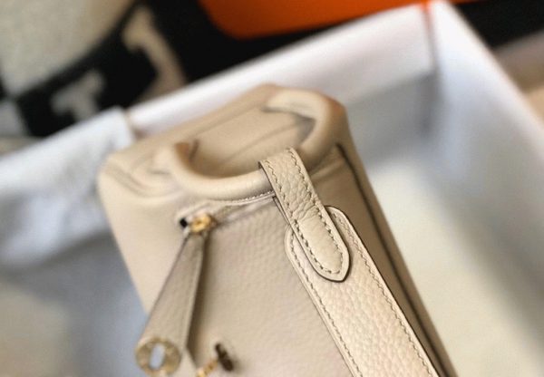 Top Réplique Sac Lindy Mini Hermès Trench – Image 6