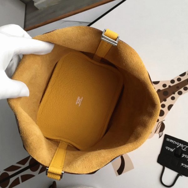 Contrefaçon Sac à Main Hermès Picotin Lock 22cm avec Poignées Tressées Jaune – Image 8