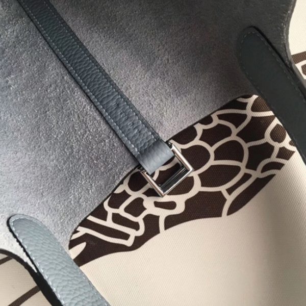 Faux Luxe Sac à Main Hermès Picotin Lock 22cm Lin avec Poignées Tressées Bleu – Image 7