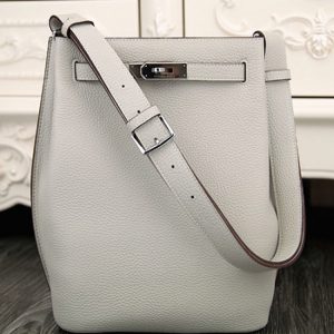 Contrefaçon Sac à main Hermès So Kelly 22cm Blanc Cuir
