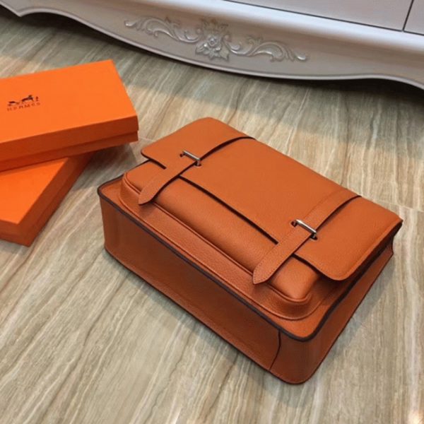 Contrefaçon Sac Hermès Steve Messenger Orange – Image 2