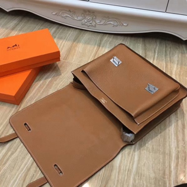 Contrefaçon Sac Hermès Steve Messenger Bicolore Marron – Image 4