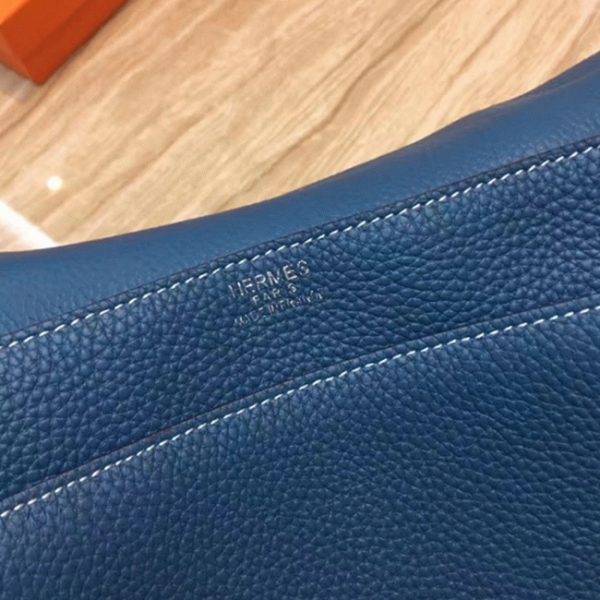 Réplique Sac Hermès Steve Messenger Bleu Jean – Image 3
