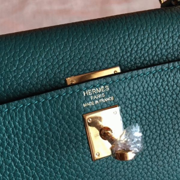 Réplique Sac à main Hermès Kelly Retourne 25cm Malachite Clémence – Image 5