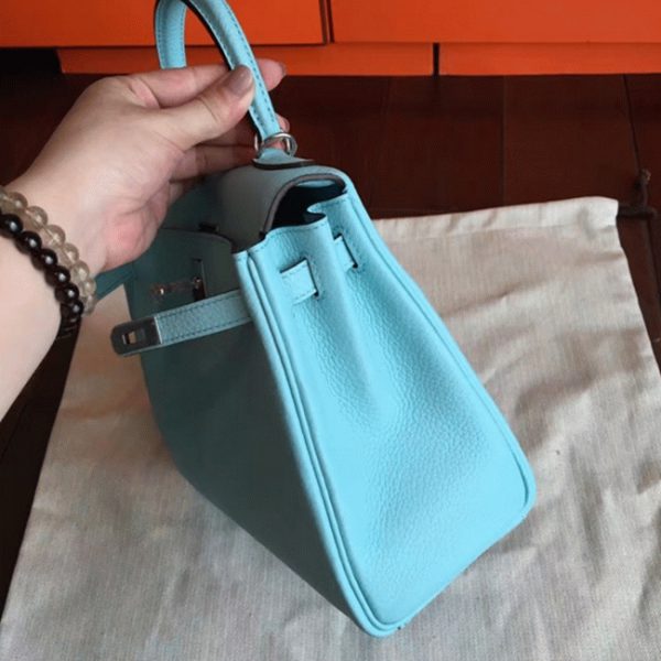 Réplique Sac à main Hermès Kelly Retourne 25cm Bleu Atoll Clémence – Image 5