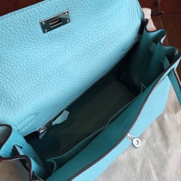Réplique Sac à main Hermès Kelly Retourne 25cm Bleu Atoll Clémence – Image 3