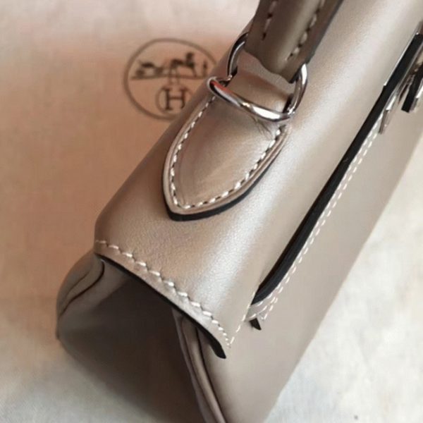 Contrefaçon Sac à main Hermès Kelly Retourne 25cm Gris Swift – Image 6