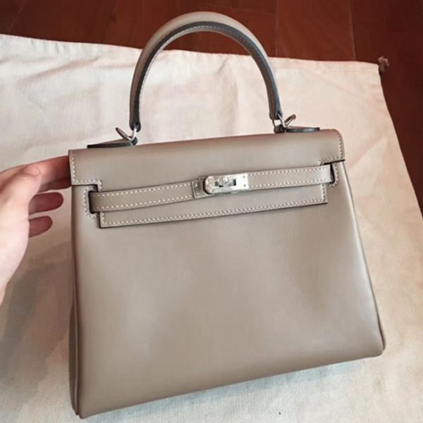 Contrefaçon Sac à main Hermès Kelly Retourne 25cm Gris Swift