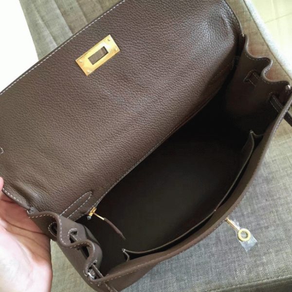 Fausse Sac à main Hermès Kelly Retourne 28cm étoupe Clémence – Image 5