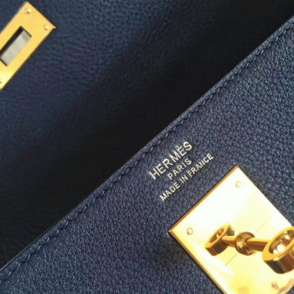 Fausse Sac à main Hermès Kelly Retourne 28cm Saphir Clémence – Image 7