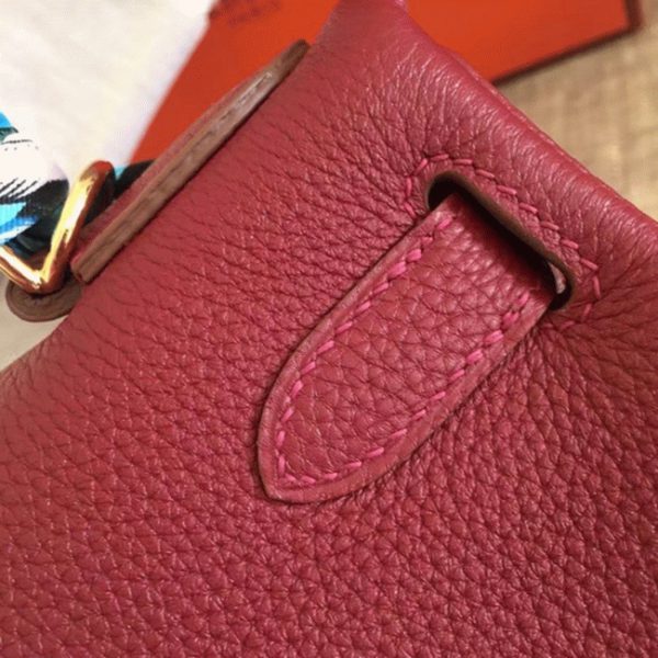 Contrefaçon Sac à main Hermès Kelly Retourne 28cm Rubis Clémence – Image 8