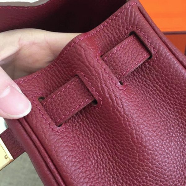 Contrefaçon Sac à main Hermès Kelly Retourne 28cm Rubis Clémence – Image 7