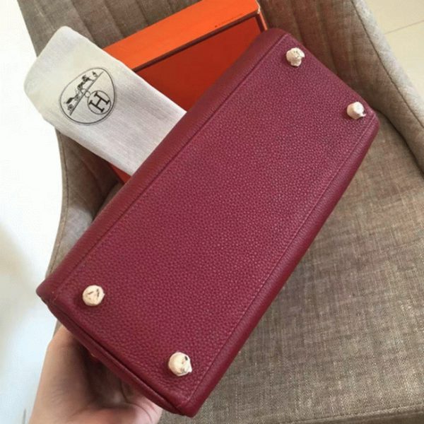 Contrefaçon Sac à main Hermès Kelly Retourne 28cm Rubis Clémence – Image 5