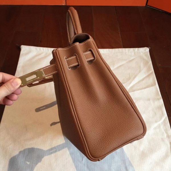 Contrefaçon Sac à main Hermès Kelly Retourne 28cm Gold Clémence – Image 6