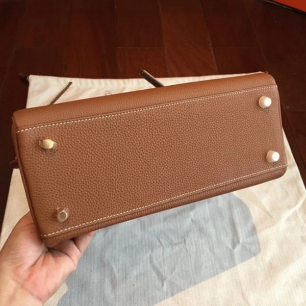 Contrefaçon Sac à main Hermès Kelly Retourne 28cm Gold Clémence – Image 4
