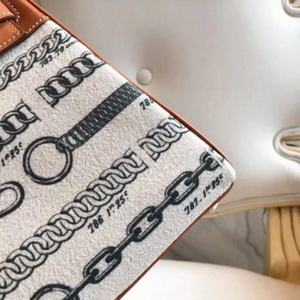 Réplique de designer Sac à main Hermès Kelly 28cm De Camp Decha?née Toile – Image 3