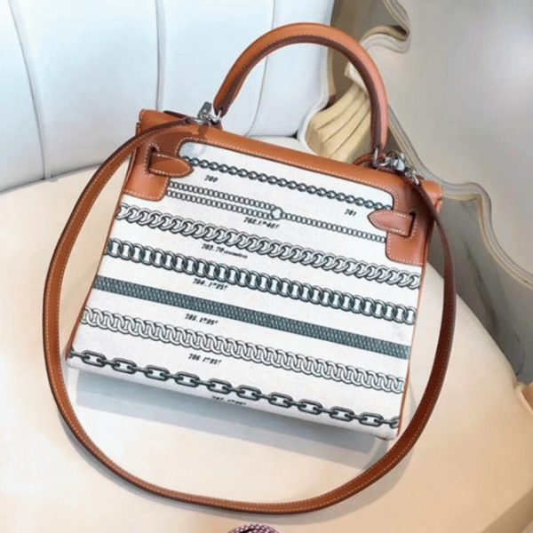 Réplique de designer Sac à main Hermès Kelly 28cm De Camp Decha?née Toile – Image 2
