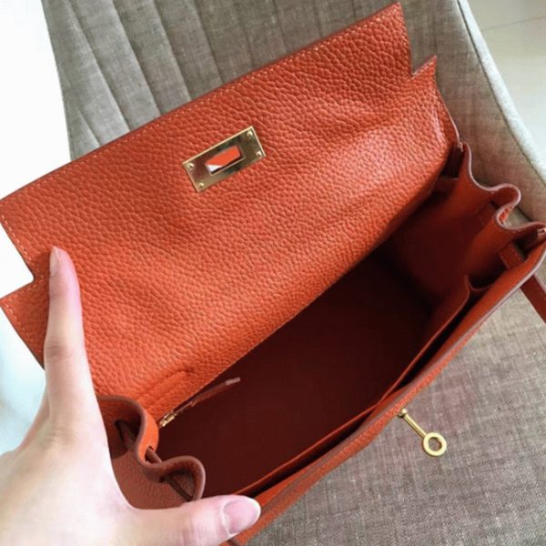 Contrefaçon Sac à main Hermès Kelly Retourne 32cm Orange Clémence – Image 4