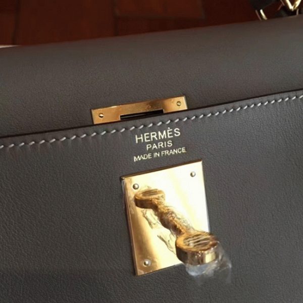 Copie de luxe Sac à main Hermès Kelly Retourne 32cm étoupe Swift – Image 8