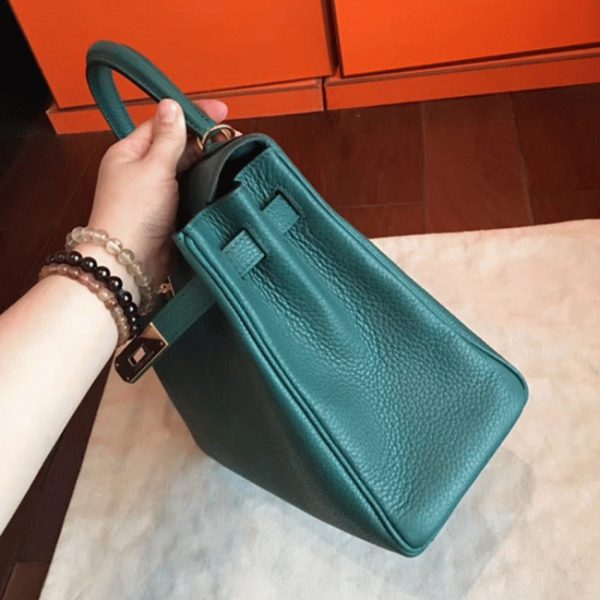 Contrefaçon Sac à main Hermès Kelly Retourne 32cm Malachite Clémence – Image 7
