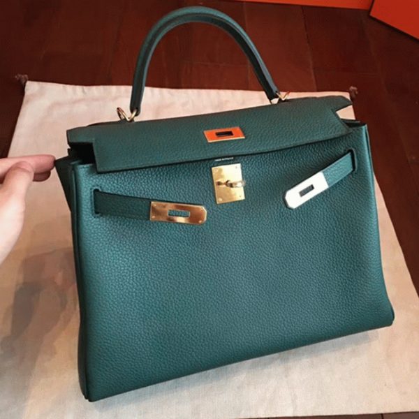 Contrefaçon Sac à main Hermès Kelly Retourne 32cm Malachite Clémence – Image 6