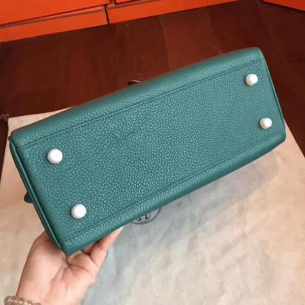 Contrefaçon Sac à main Hermès Kelly Retourne 32cm Malachite Clémence – Image 5