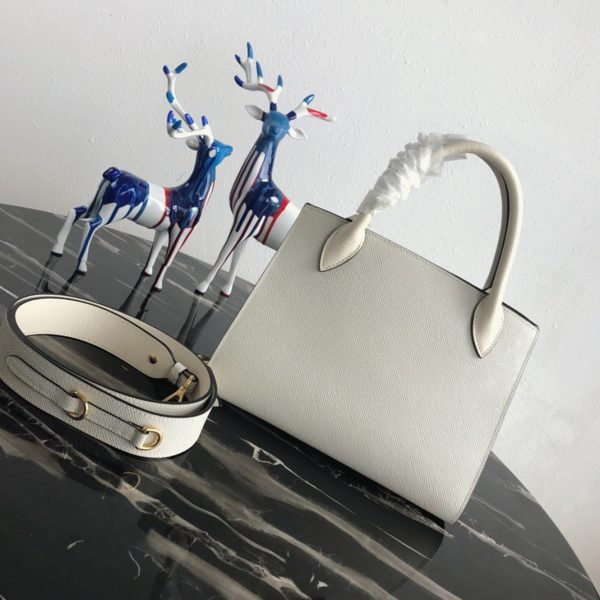 Contrefaçon sac Prada Monochrome petit modèle en blanc – Image 9