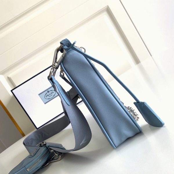 Réplique sac bandoulière Prada Re-Edition en bleu – Image 9