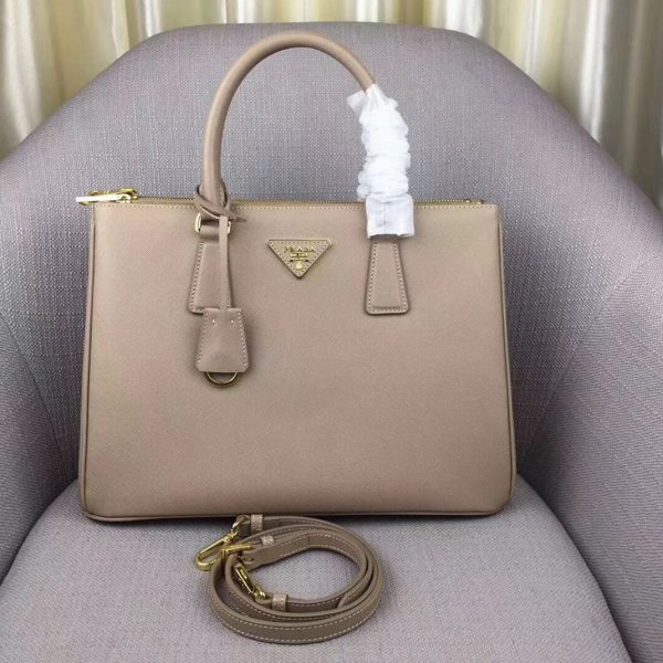 Fausse version du sac Prada Galleria grand format en gris – Image 8