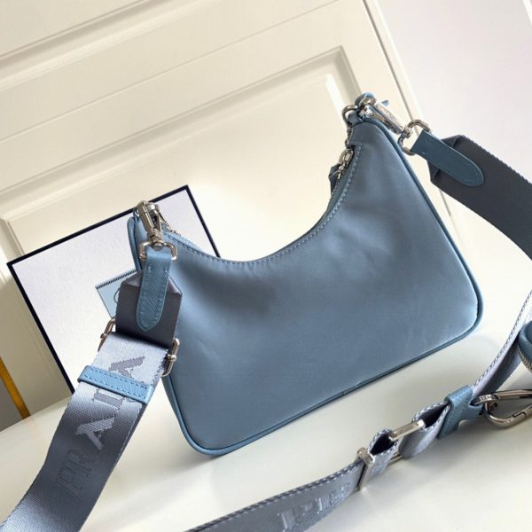 Réplique sac bandoulière Prada Re-Edition en bleu – Image 7