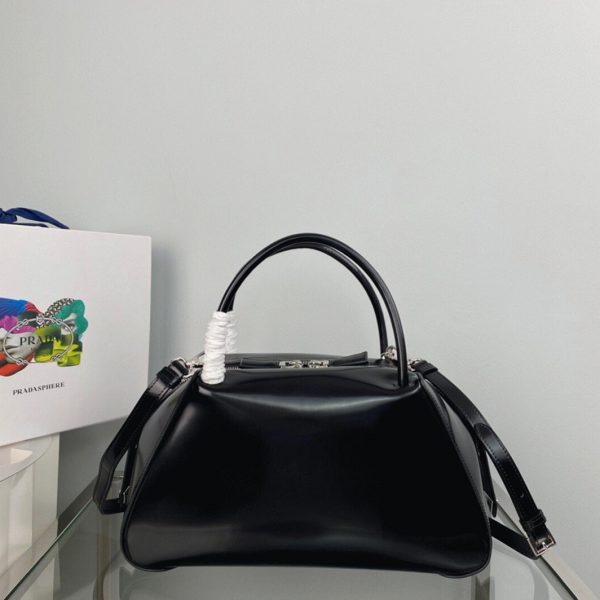 Contrefaçon sac Prada Supernova moyen modèle en cuir noir brossé – Image 5