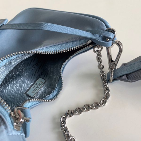 Réplique sac bandoulière Prada Re-Edition en bleu – Image 4